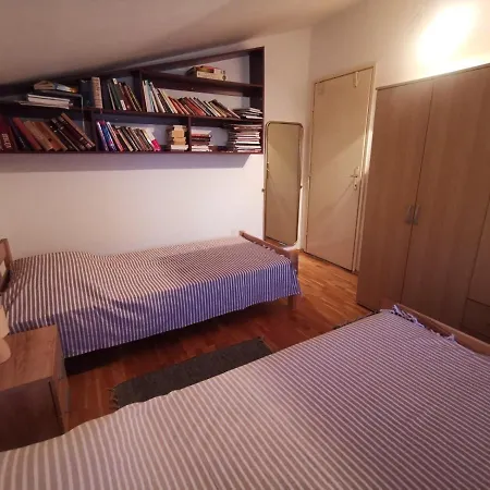 Luca Apartment